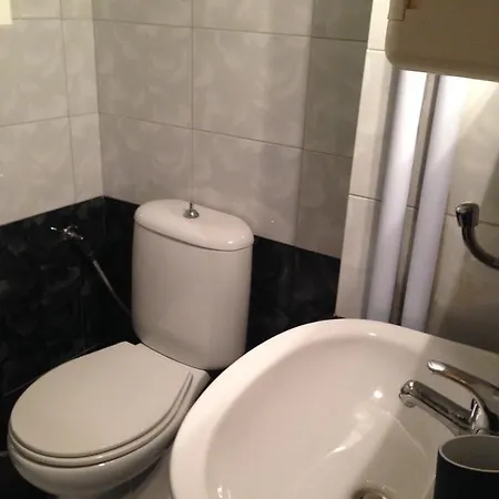 Studio Floral Apartment
