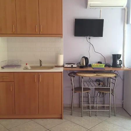 Studio Floral Apartment